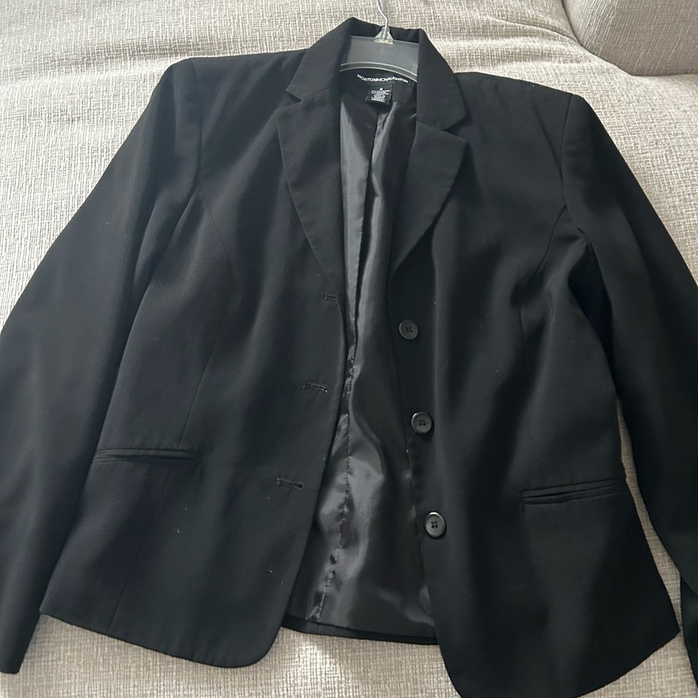 Norton McNaughton Elegant Black Jacket